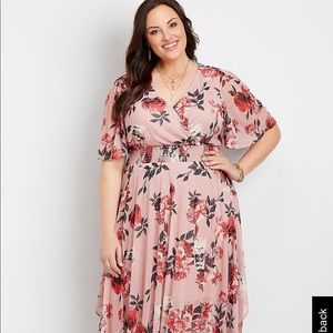 BNWT Plus Size Blush Maxi Dress